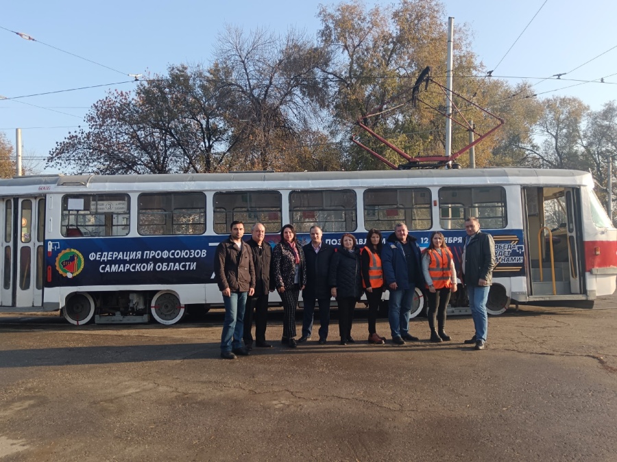 Празднично оформленный трамвай к 75-летию ФПСО!