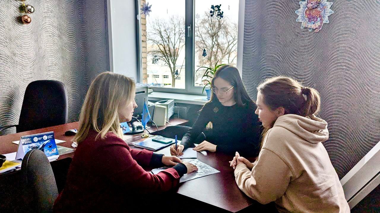 Провели юридическую консультацию