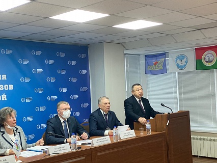 прошла Внеочередная выборная конференция Самарской областной территориальной организации Общероссийского Профсоюза работников государственных учреждений и общественного обслуживания РФ.