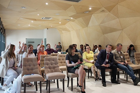 15 мая на базе Клуб семейного отдыха "Подснежник" г. Тольятти, состоялся IV Пленум Самарского обкома Росхимпрофсоюза 