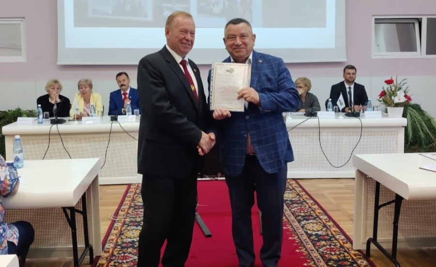 За достижение лучших результатов За достижение лучших результатов