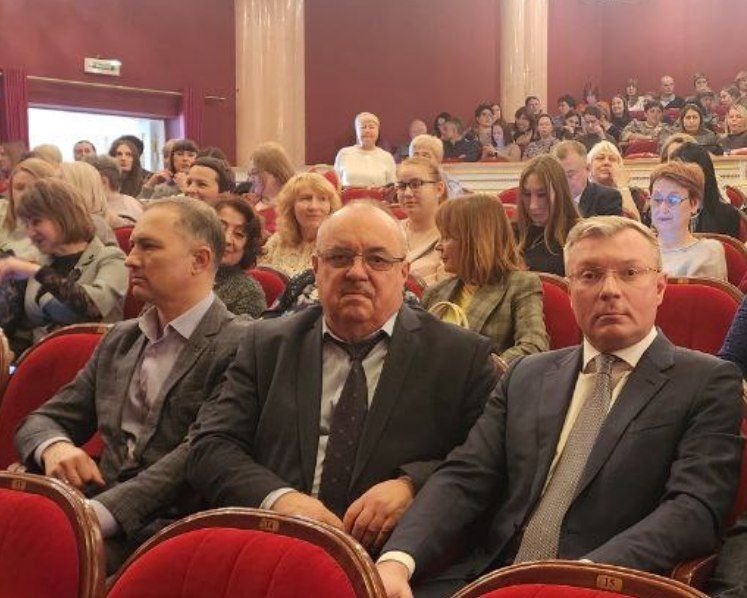 Поздравили работников ЖКХ