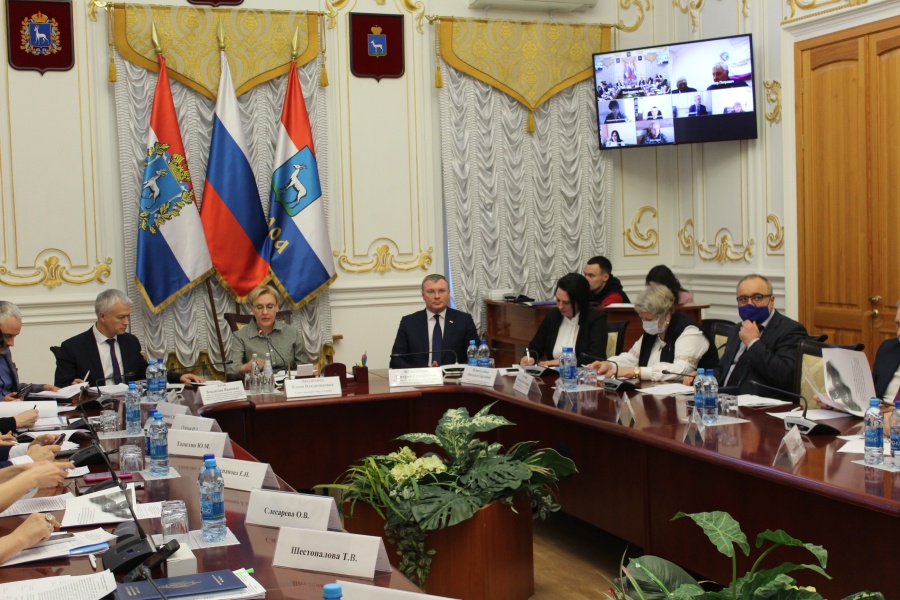 Заседание трехсторонней комиссии