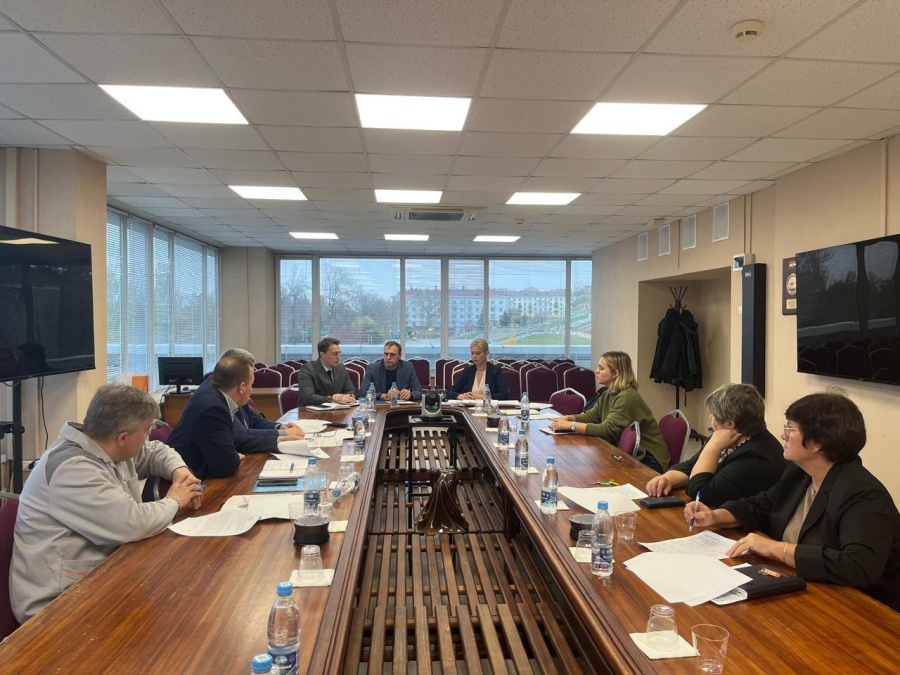 28 октября состоялось заседание постоянной комиссии Совета Федерации профсоюзов Самарской области по законотворческой деятельности 28 октября состоялось заседание постоянной комиссии Совета Федерации профсоюзов Самарской области по законотворческой деятельности