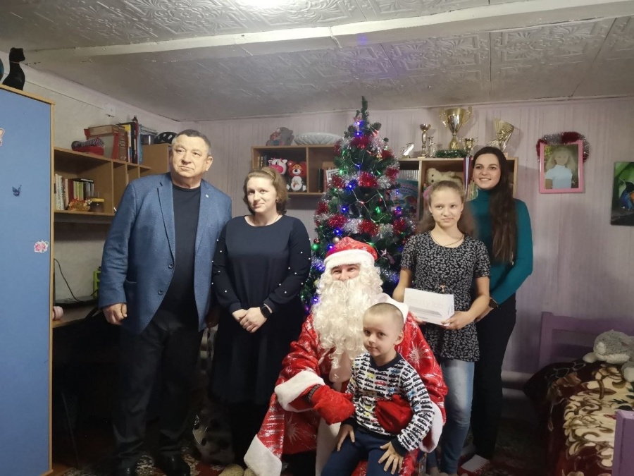 ПРОФСОЮЗНЫЙ ДЕД МОРОЗ ИСПОЛНЯЕТ ЖЕЛАНИЯ