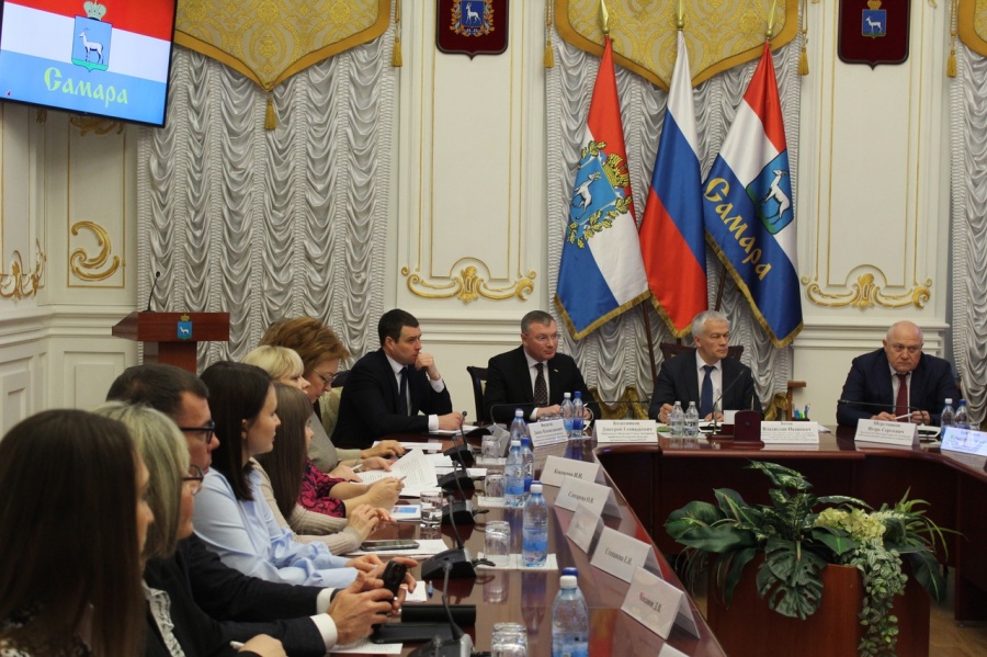 Состоялось заседание трехсторонней комиссии по регулированию социально-трудовых отношений на территории городского округа Самара Состоялось заседание трехсторонней комиссии по регулированию социально-трудовых отношений на территории городского округа Самара