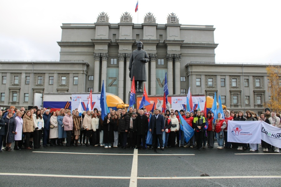 День профсоюзов Самарской области отметили рядом торжественных мероприятий День профсоюзов Самарской области отметили рядом торжественных мероприятий