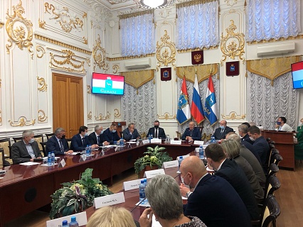 Внеочередное заседание трехсторонней комиссии 