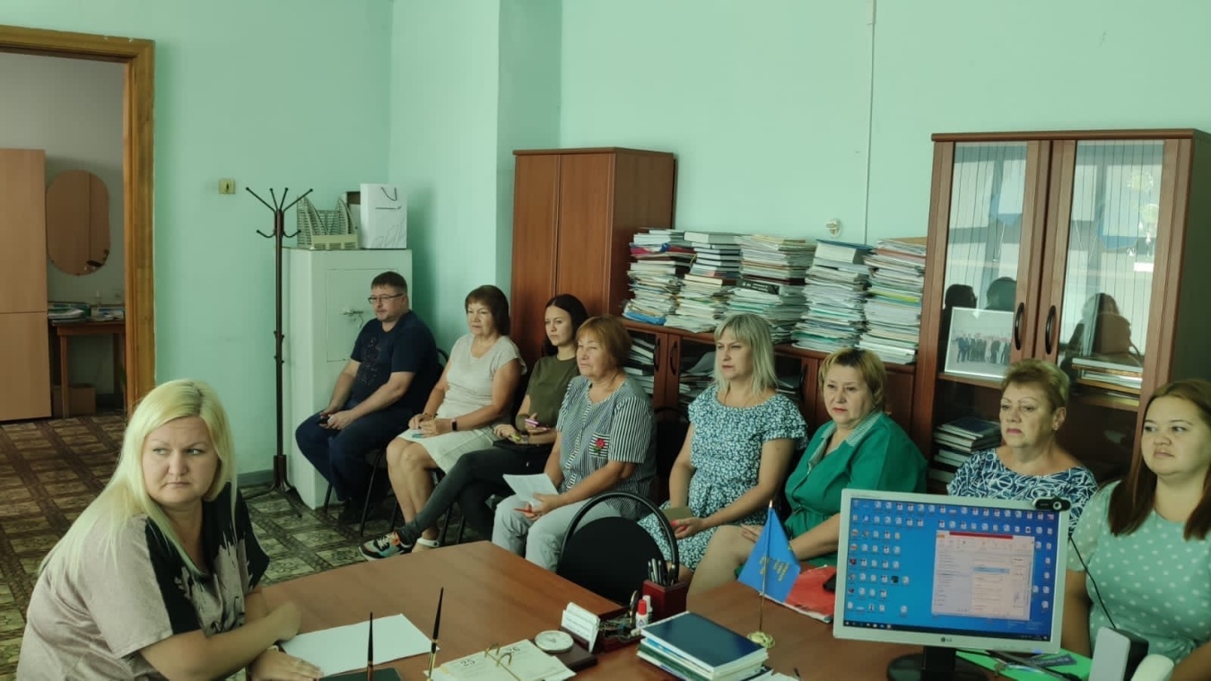 Информационная работа