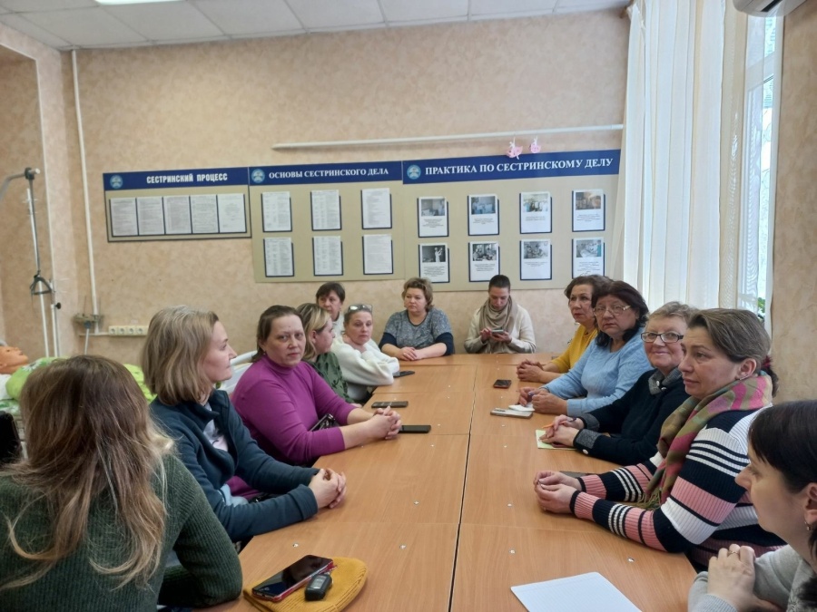 «Помощники по уходу» «Помощники по уходу»