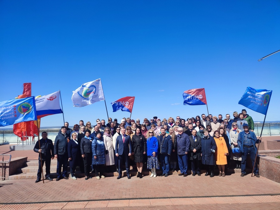 Возложение цветов