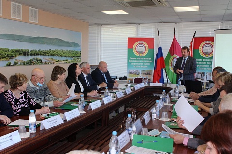 Делегация Ростовской областной организации Профсоюза работников АПК РФ в количестве 14 человек посетила Самарскую область с целью обмена опытом с Самарской областной организацией Профсоюза работников АПК РФ и ППО в период с 23 по 27 апреля