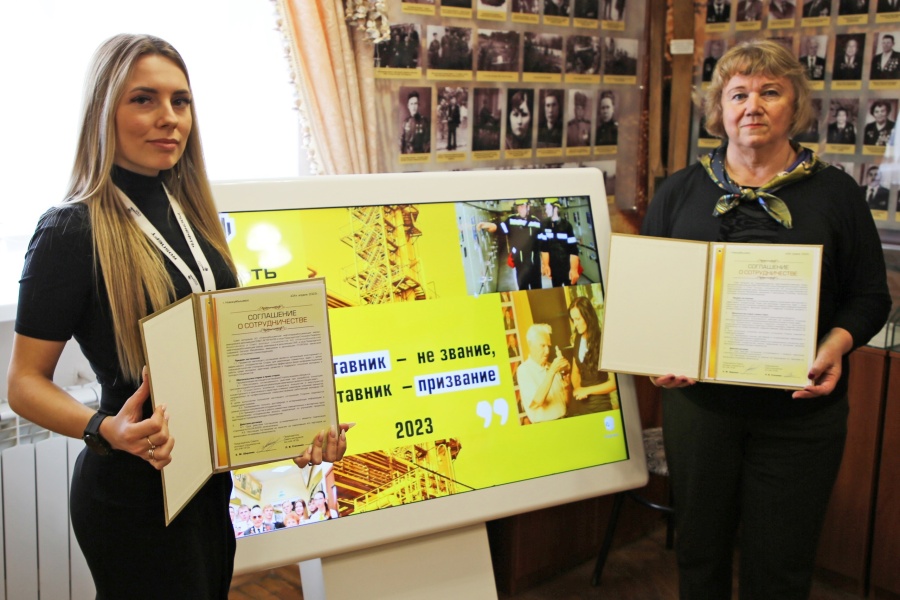 Союз молодежи и ветеранов скреплён! Союз молодежи и ветеранов скреплён!