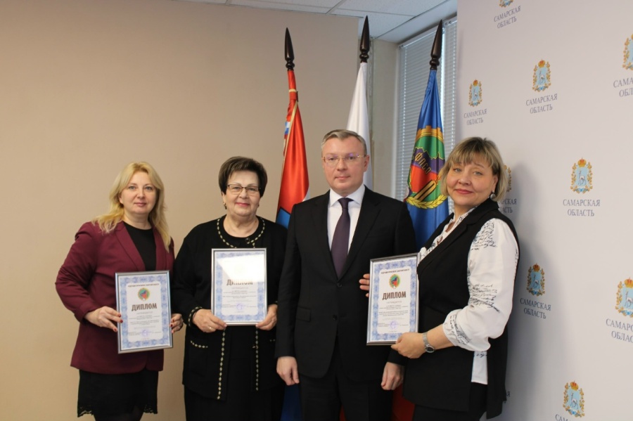 Профсоюзы поддерживают семьи