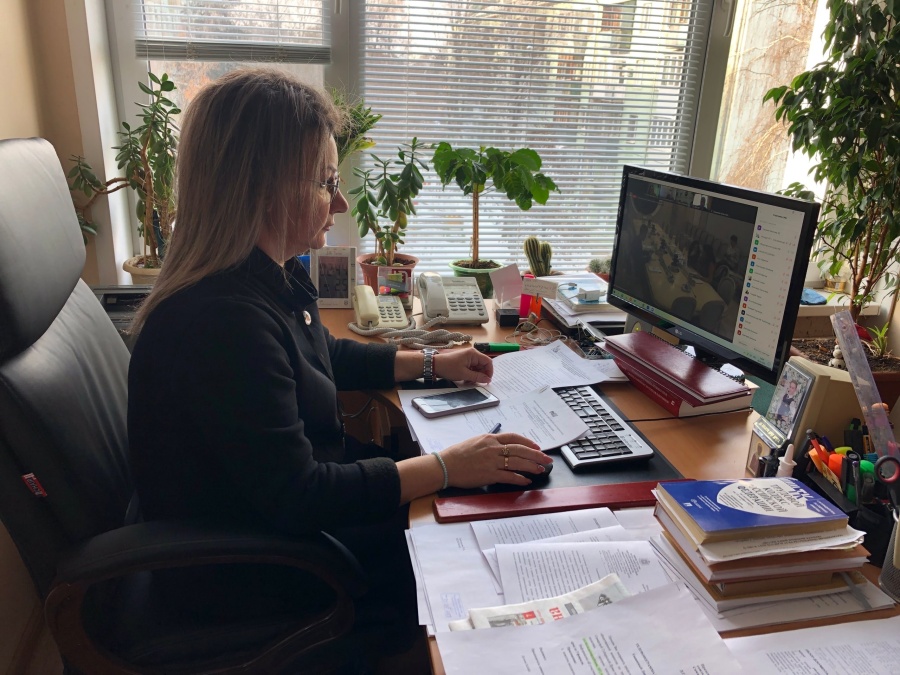 "О некоммерческих организациях"