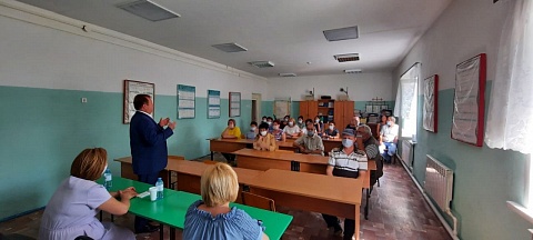 Состоялась очередная встреча с ППО в Красноармейском районе председателя Областного комитета профсоюза работников АПК РФ