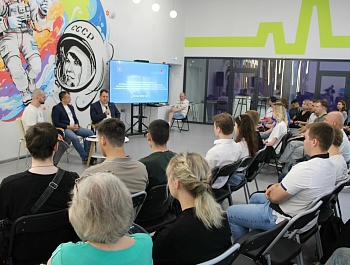 Молодым авиаторам: Кадры, льготы, досуг и карьера