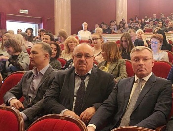 Поздравили работников ЖКХ
