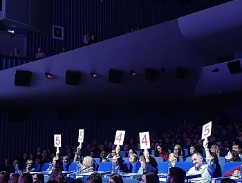 24 октября 2024 года в КРЦ «Звезда» прошла вторая 1/2 финала Самарской областной лиги КВН Трудовой молодежи