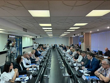24 июня 2025 года на территории АО "АВТОВАЗ" в городе Тольятти состоялось Всероссийское совещание ФНПР «О задачах по реализации поручения Правительства РФ по снижению заболеваемости»
