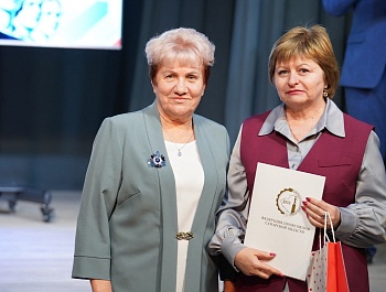 Объединяя коллективы