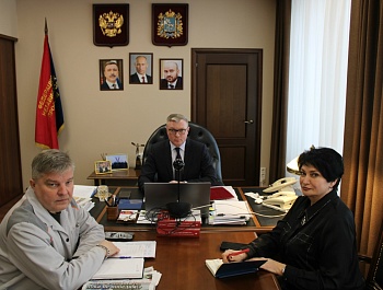 Обеспечить стабильность трудовых отношений